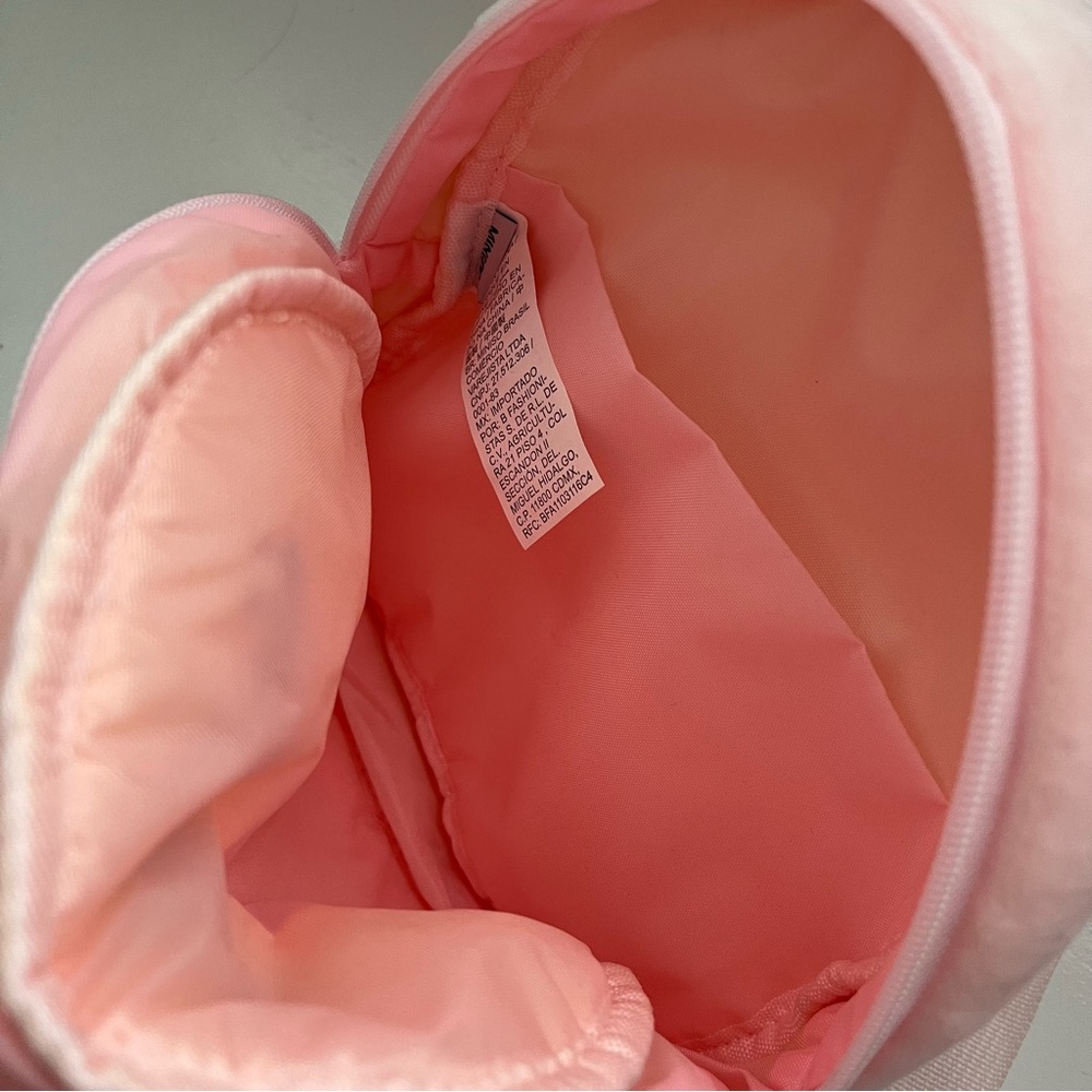 Miniso Hello Kitty Backpack - Picture 2 of 4